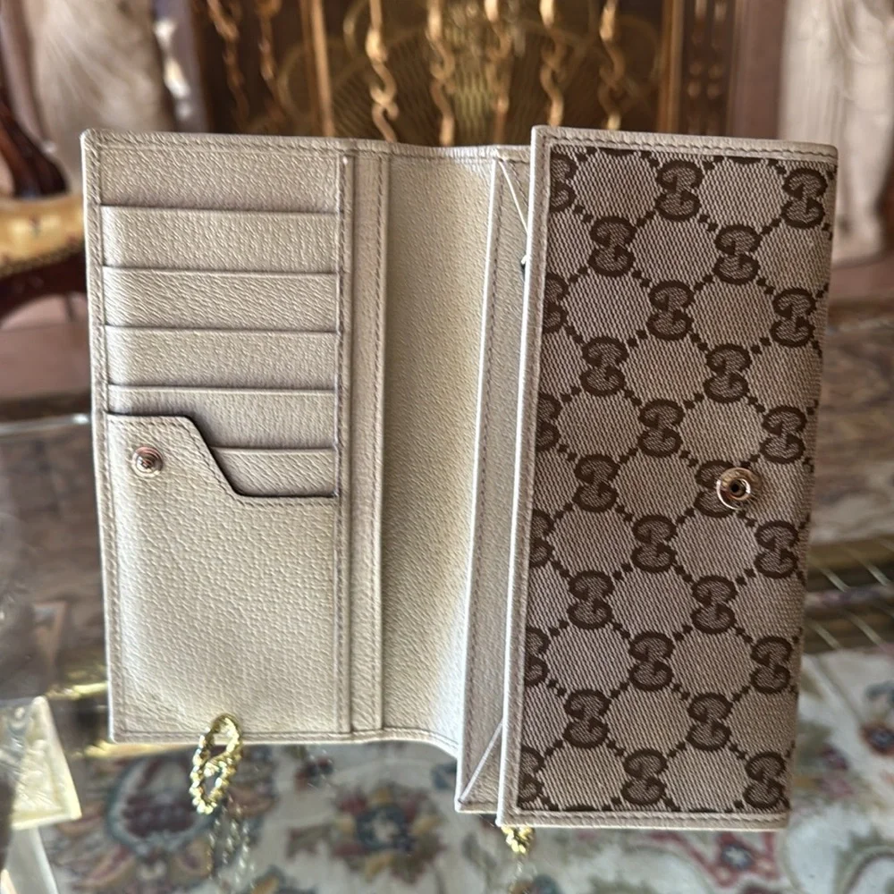 100% Authentic Gucci Beige Brown GG Supreme Wallet - Picture 6 of 13